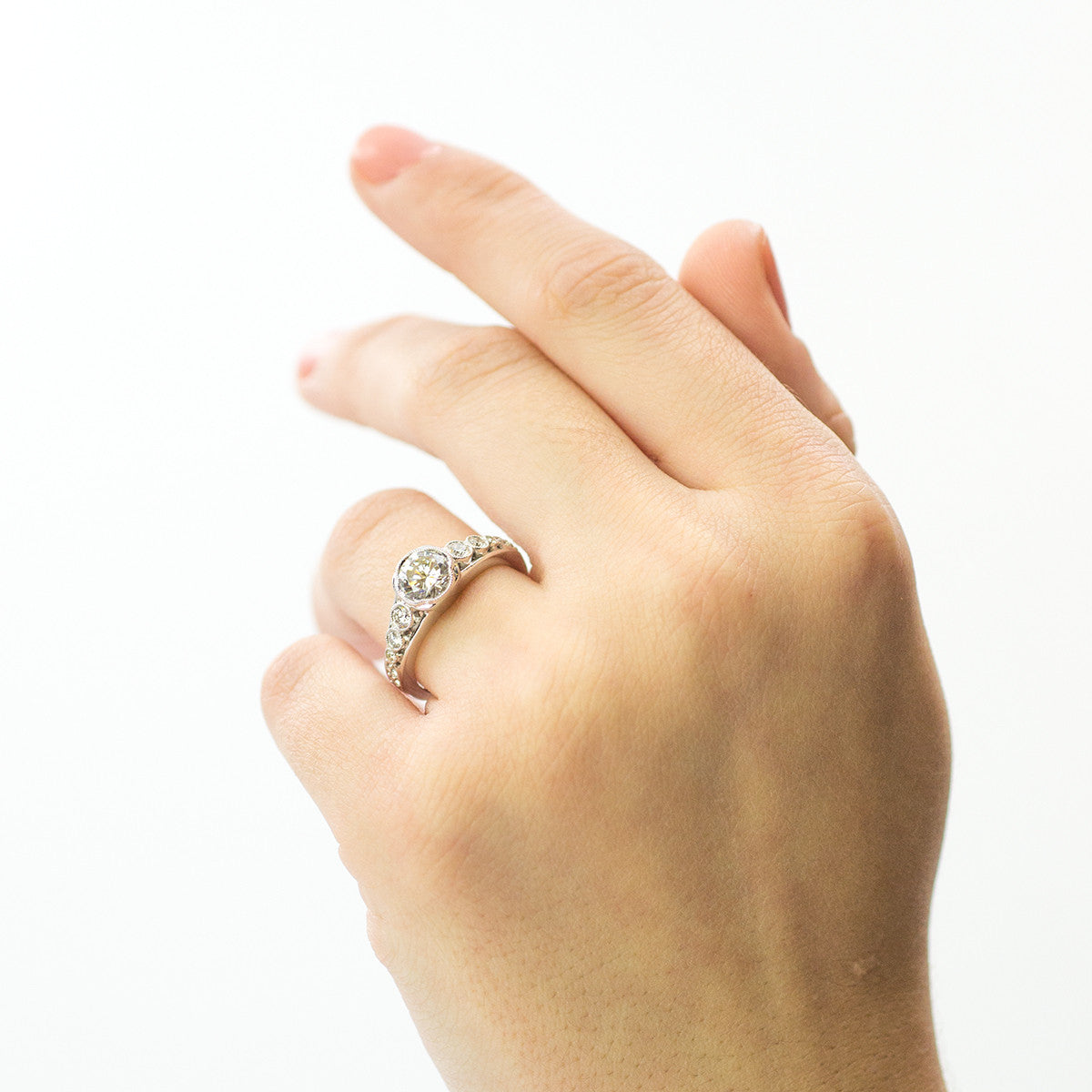 Simon G Bezel White Gold Engagement Mounting