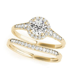 Round Halo Diamond Engagement Ring in Yellow Gold