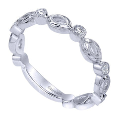 Florentine Finish Scalloped White Gold Diamond Band