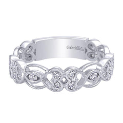 Twin Hearts White Gold Filigree Diamond Band